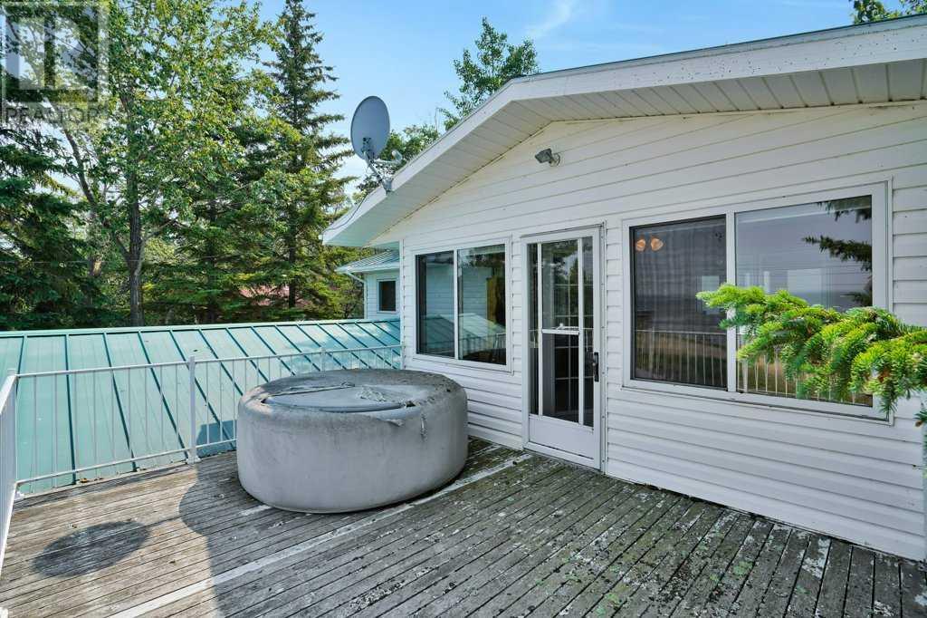 34 Beach Street E Property Photo 19