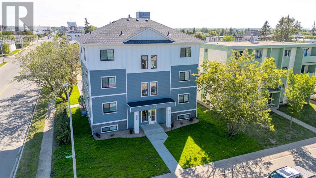 202, 10101 105 Avenue Property Photo
