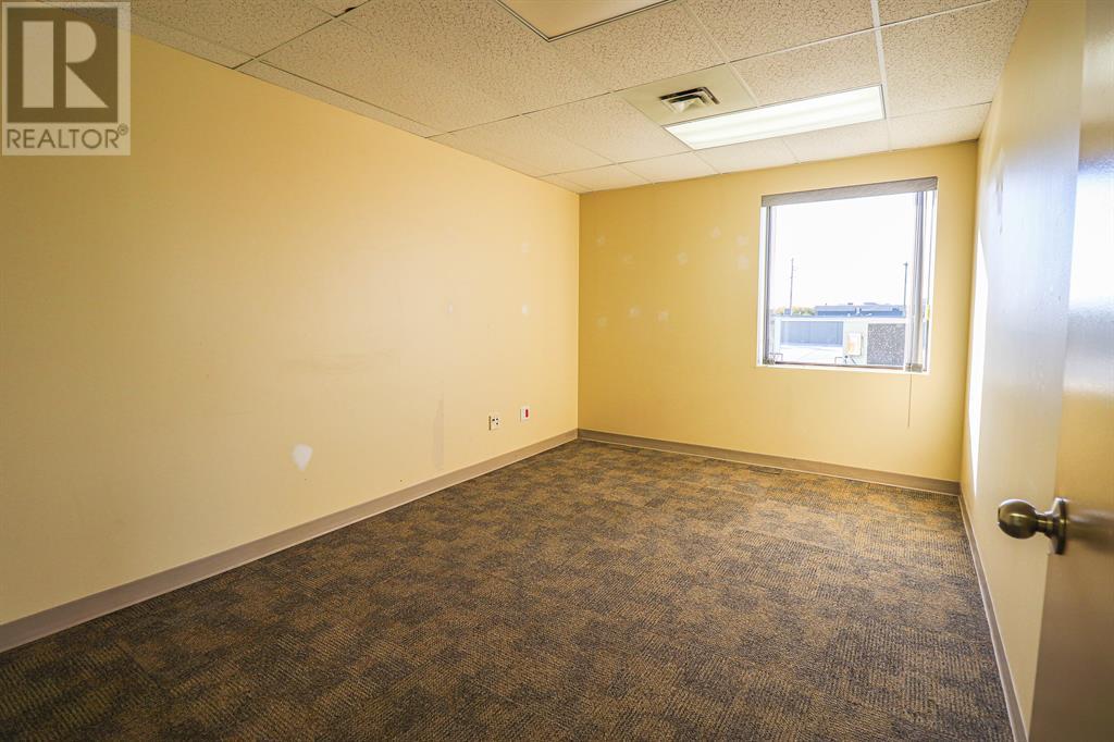 10109 97 Avenue Property Photo 21