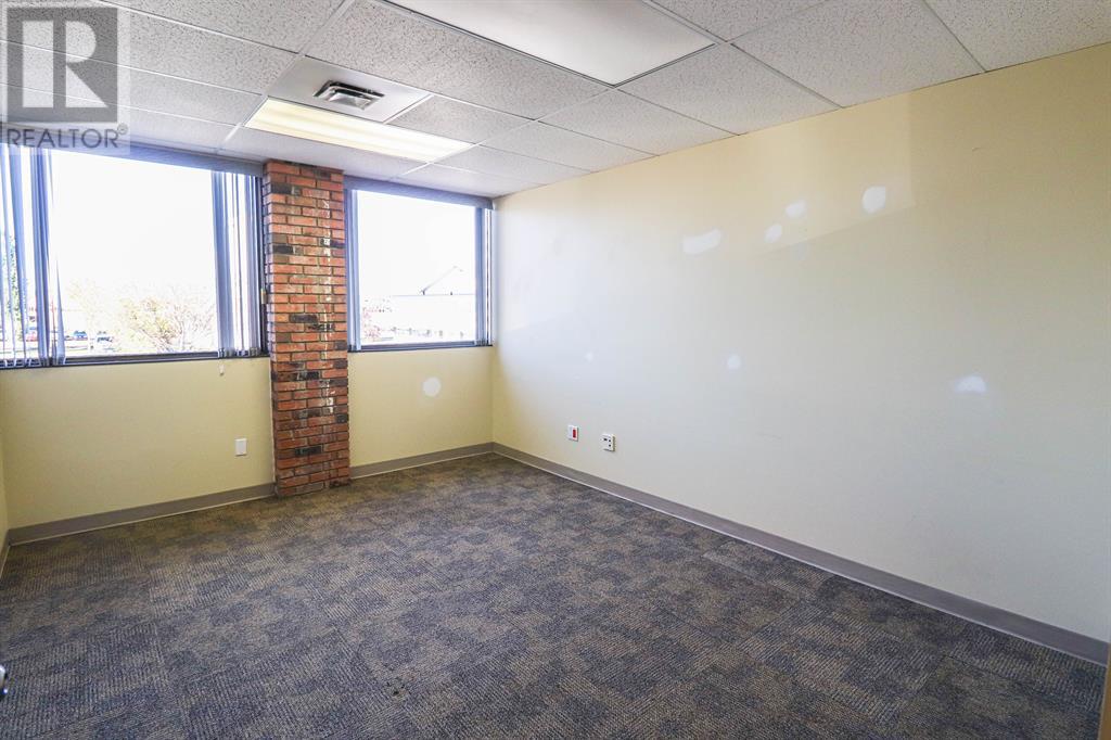 10109 97 Avenue Property Photo 28