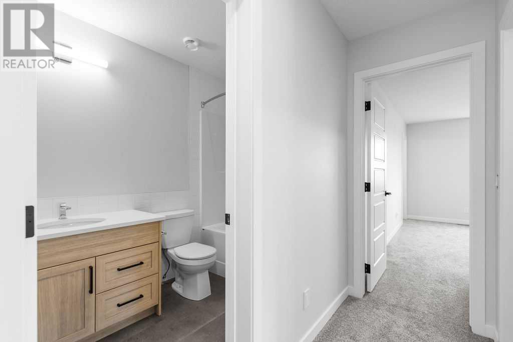 1025 Reynolds Crescent Sw Property Photo 16