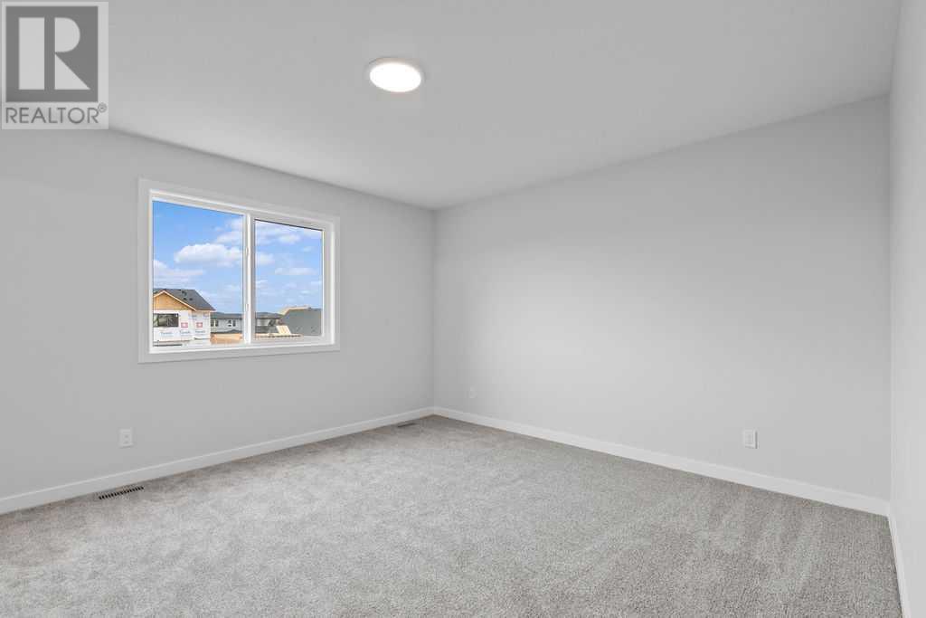 1025 Reynolds Crescent Sw Property Photo 19