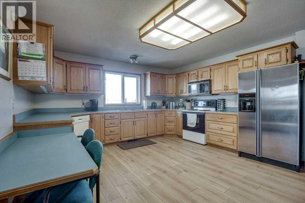 39403 Range Road 275 Property Photo 7