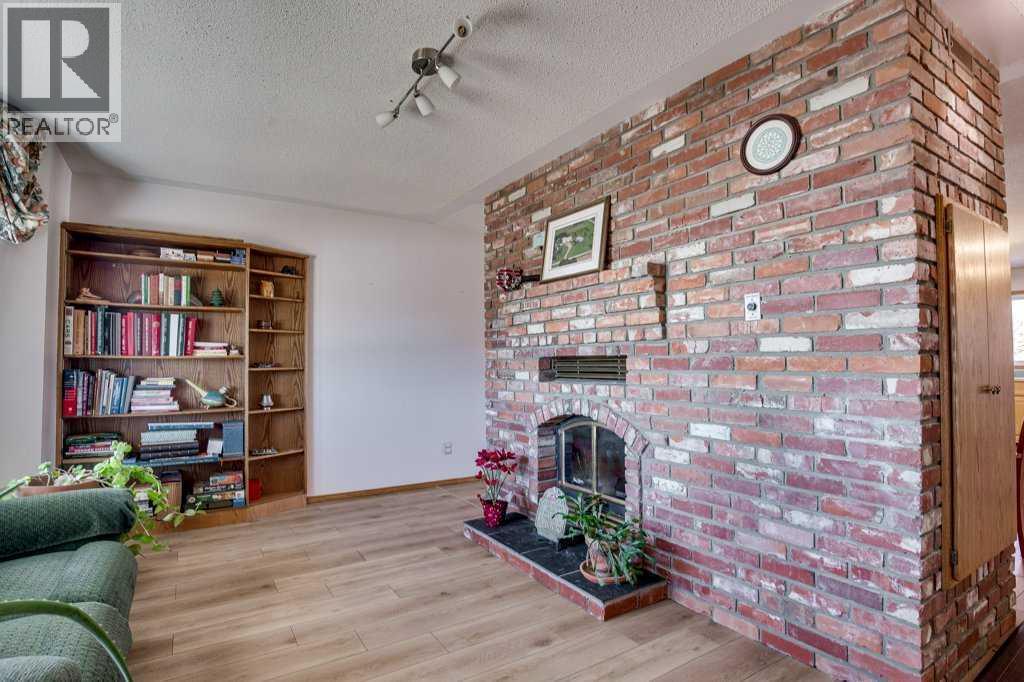 39403 Range Road 275 Property Photo 9