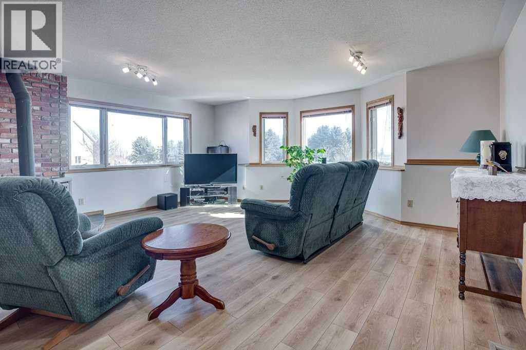 39403 Range Road 275 Property Photo 21