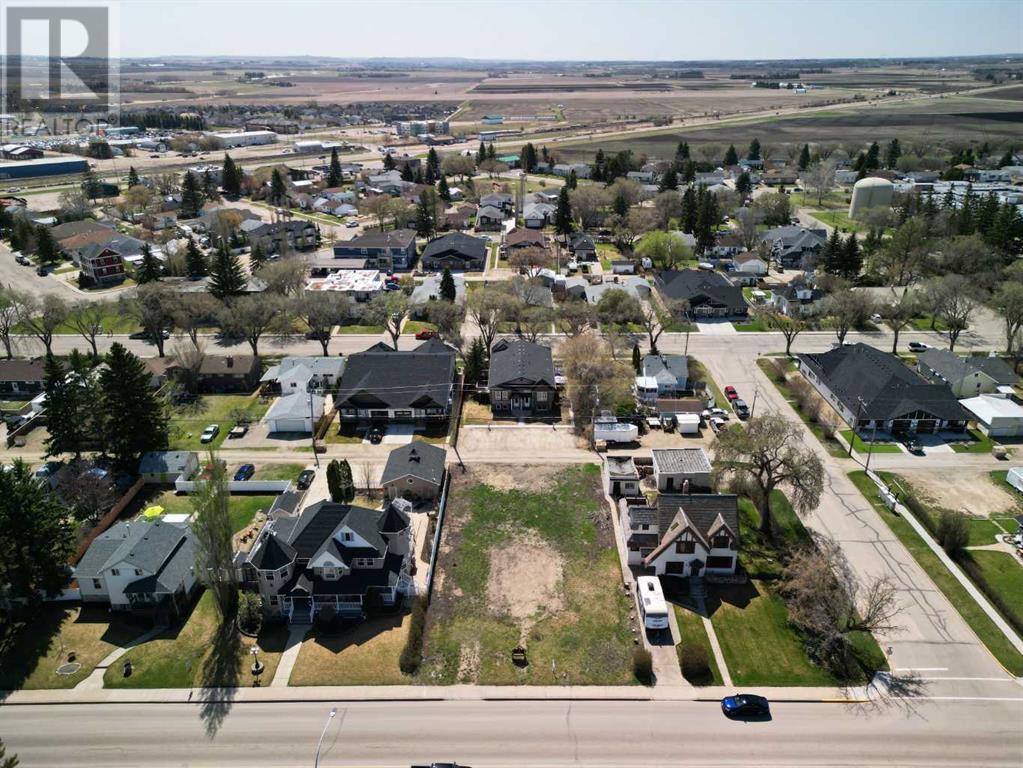 5331 50 Avenue Property Photo 1