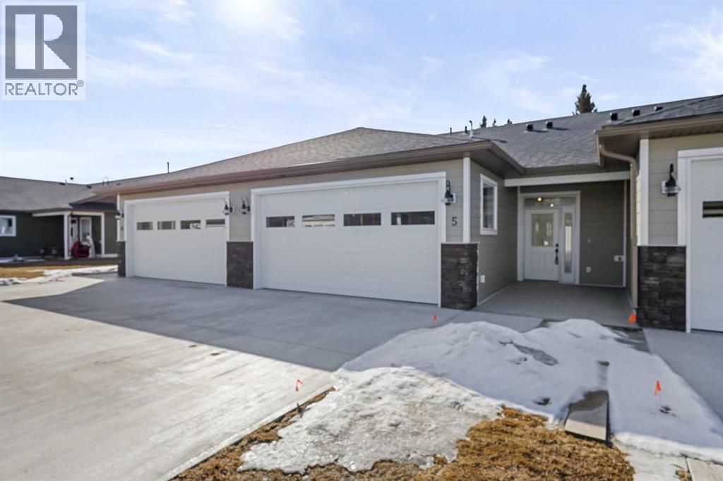 5, 610 4 Avenue SW Property Photo 1