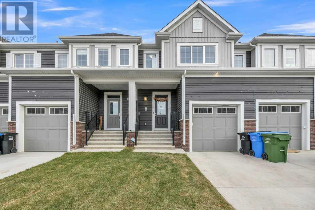 52 Cityline Square Ne Property Photo