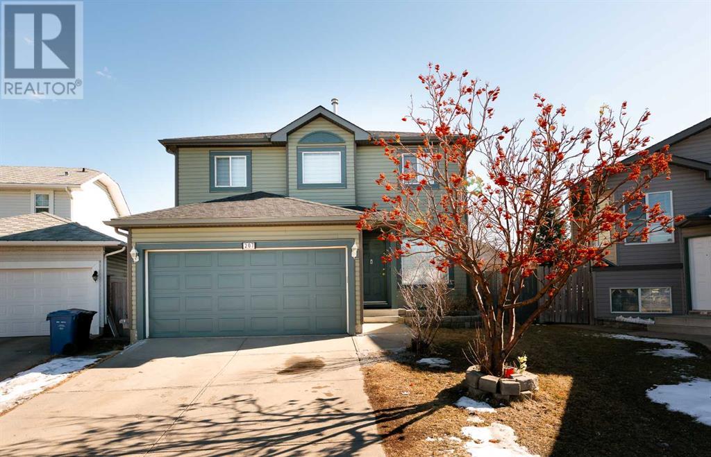 207 Appleglen Park Se Property Photo