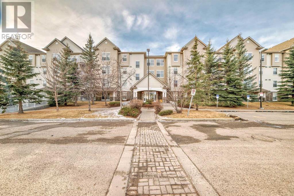 315, 2000 Applevillage Court Se Property Photo