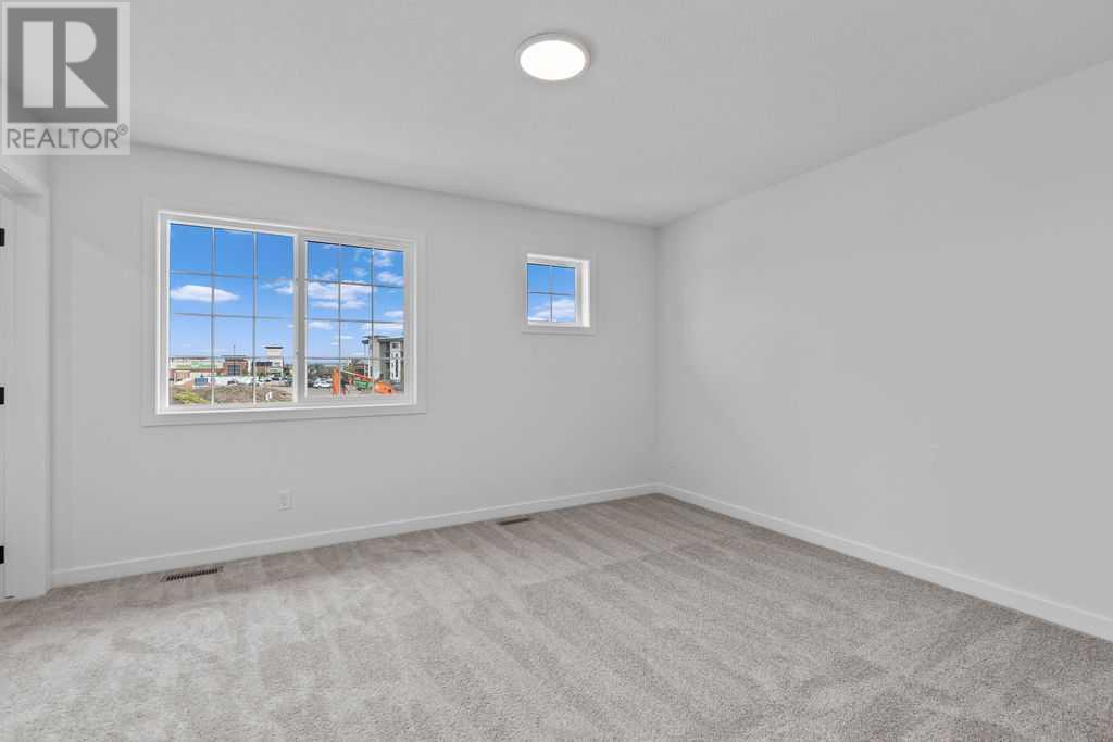 1029 Reynolds Crescent Sw Property Photo 14