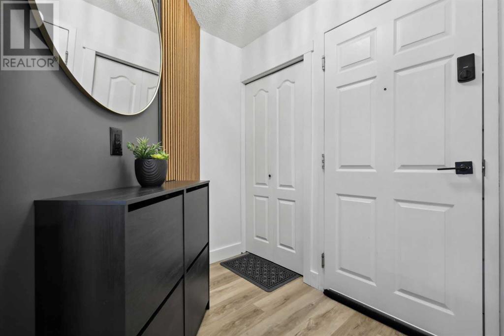 210, 10 Sierra Morena Mews Sw Property Photo 6