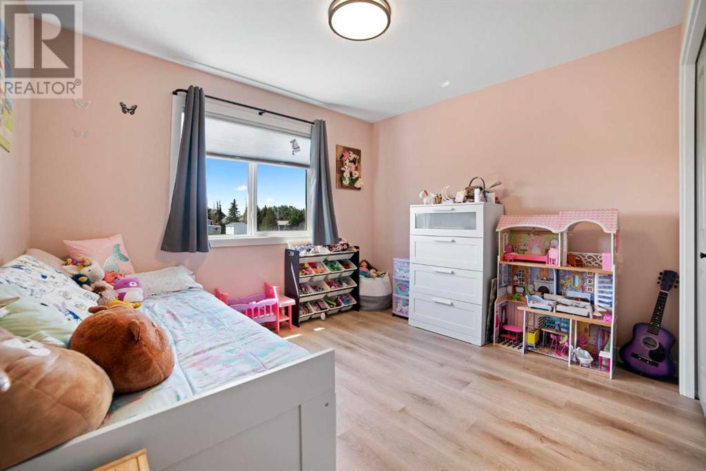 4116 50 Street Property Photo 19