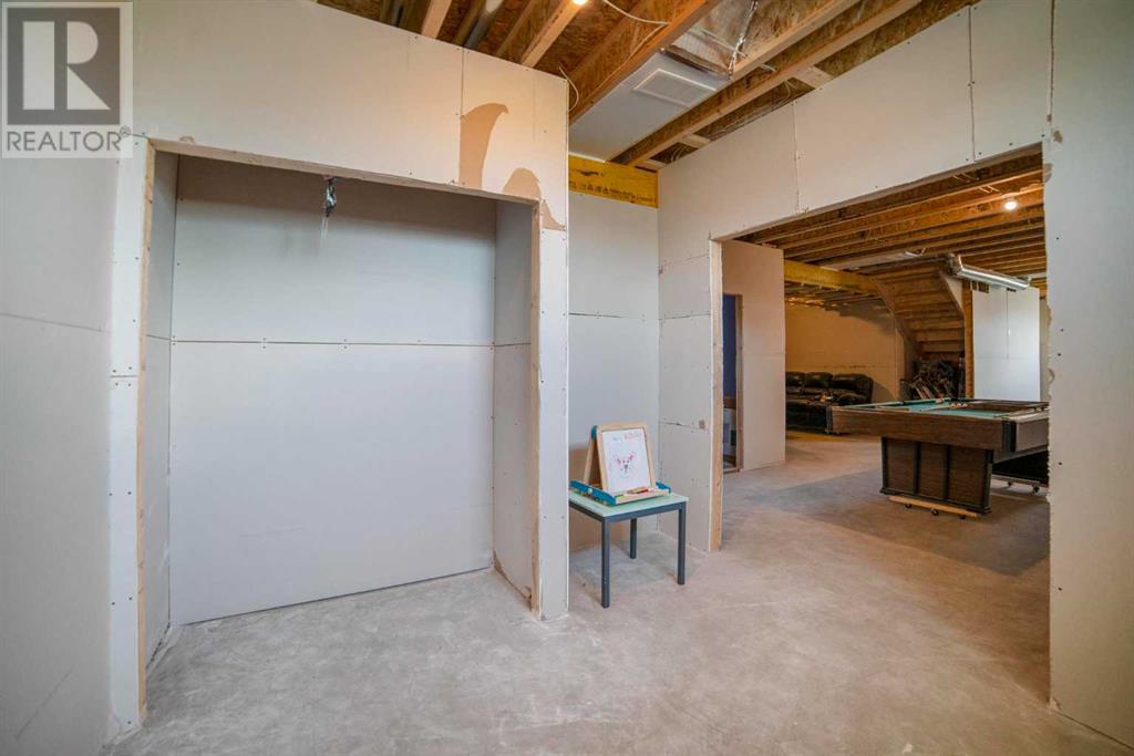4116 50 Street Property Photo 24