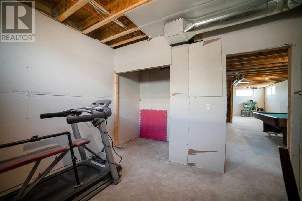 4116 50 Street Property Photo 25