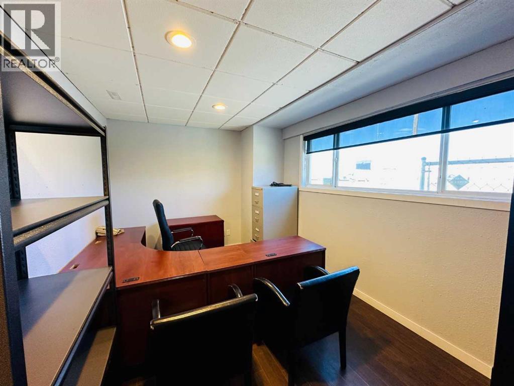 9901 113 Avenue Property Photo 12