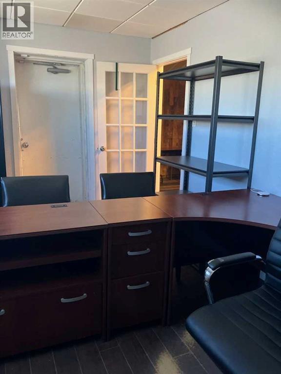 9901 113 Avenue Property Photo 15