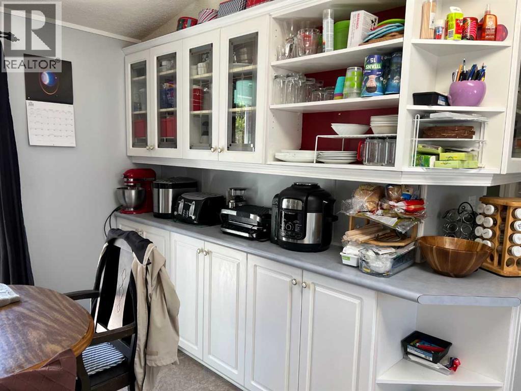 903 5 Avenue Property Photo 7