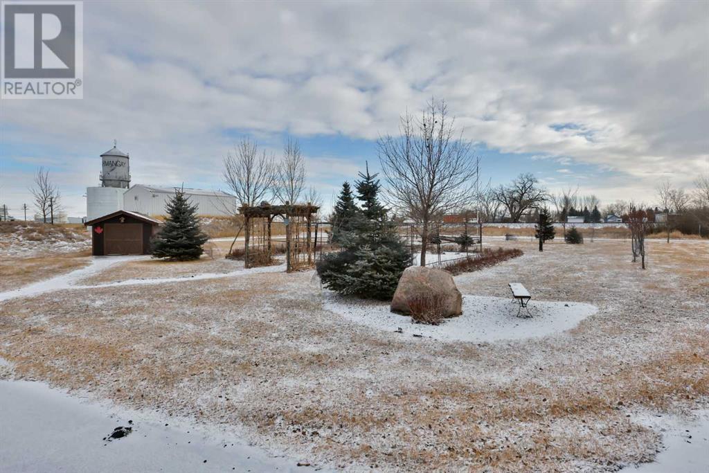 225 Alta Vista Boulevard Property Photo 6
