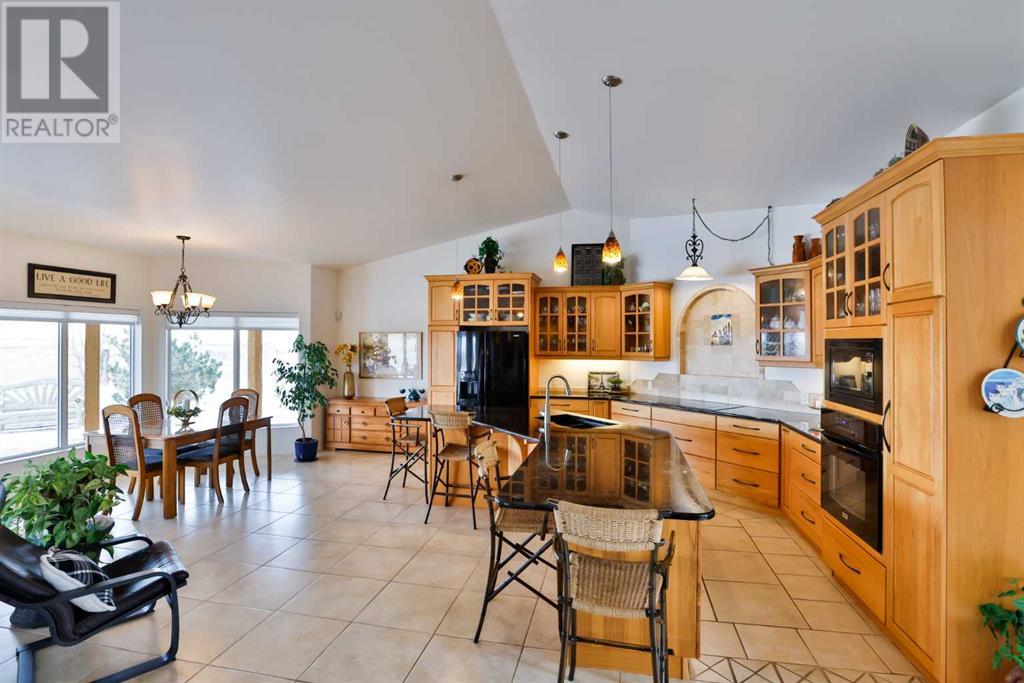 225 Alta Vista Boulevard Property Photo 15