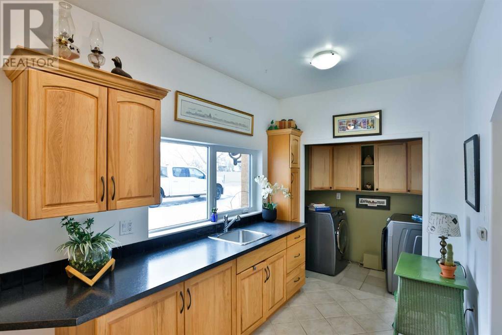 225 Alta Vista Boulevard Property Photo 21