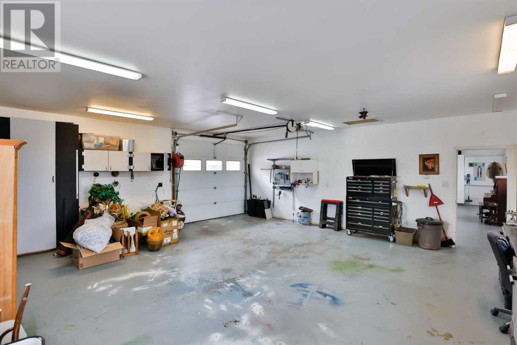 225 Alta Vista Boulevard Property Photo 33