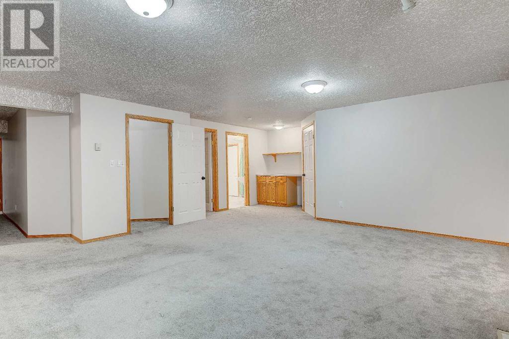 9020 Crystal Lake Property Photo 18
