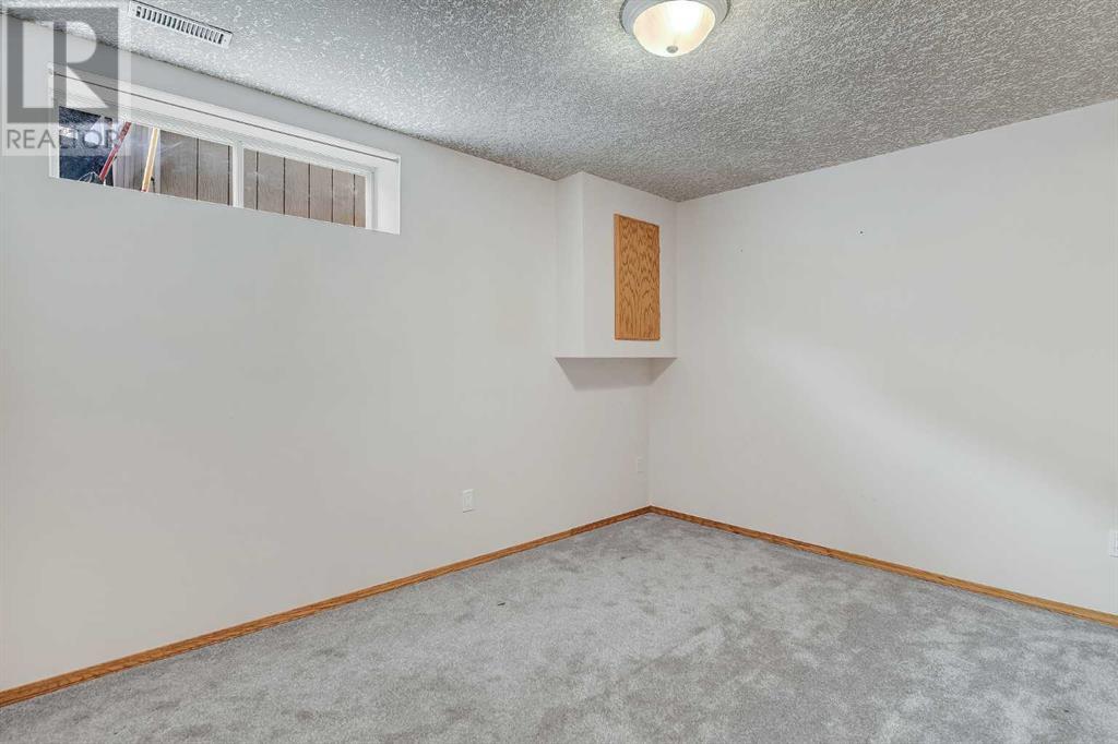 9020 Crystal Lake Property Photo 19