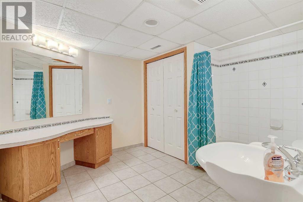 9020 Crystal Lake Property Photo 22