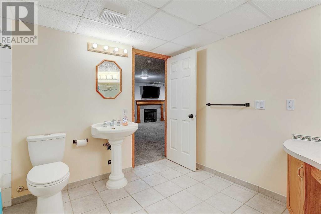 9020 Crystal Lake Property Photo 23