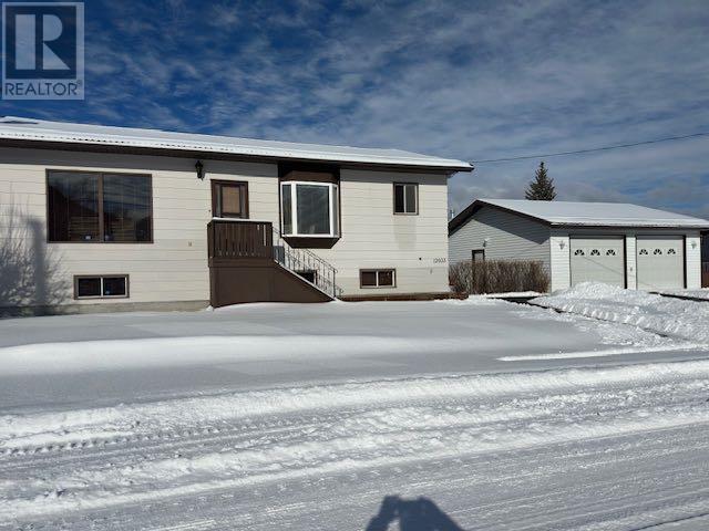 12933 17 Avenue Property Photo