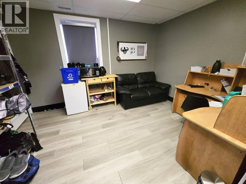 4418 50 Avenue Property Photo 15
