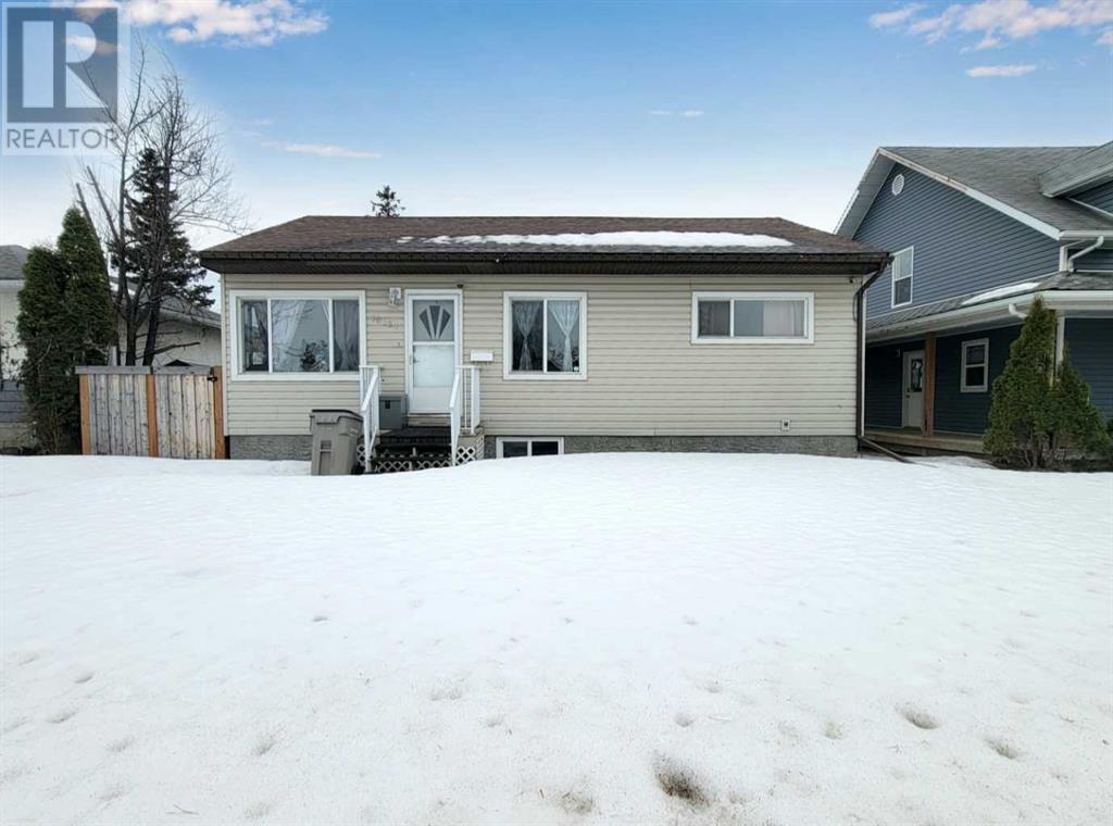 10121 108 Avenue Property Photo