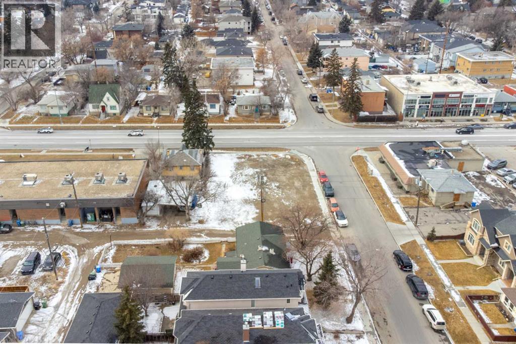 2620 Centre Street Ne Property Photo 11