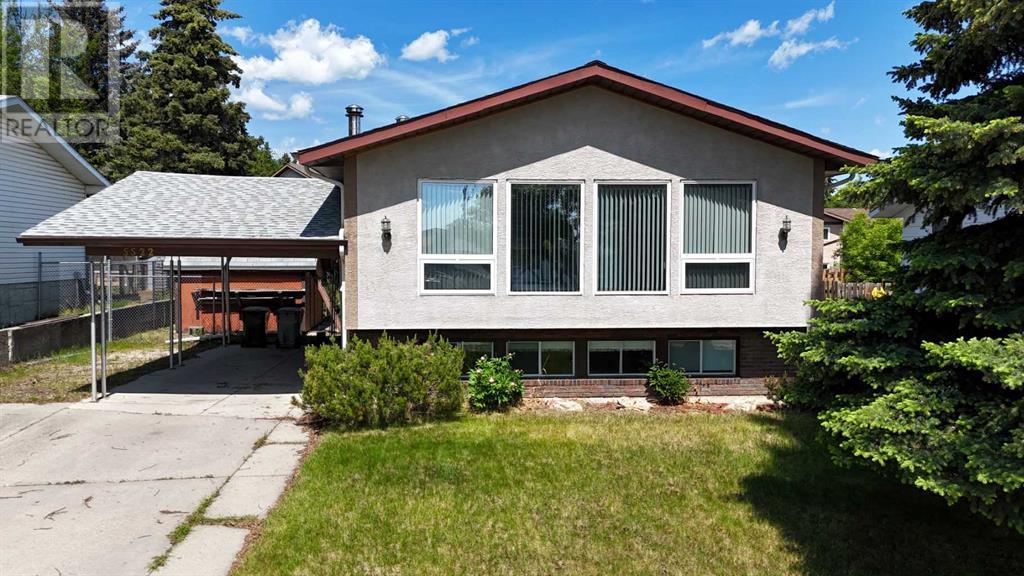 5522 13 Avenue Property Photo 1