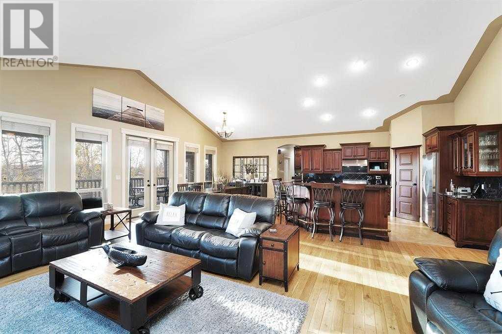 232 Canal Street Property Photo 9