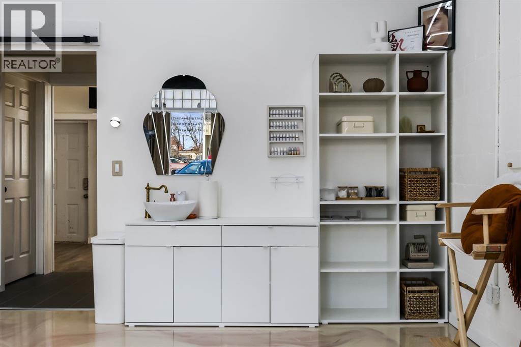 2025 19 Avenue Property Photo 14