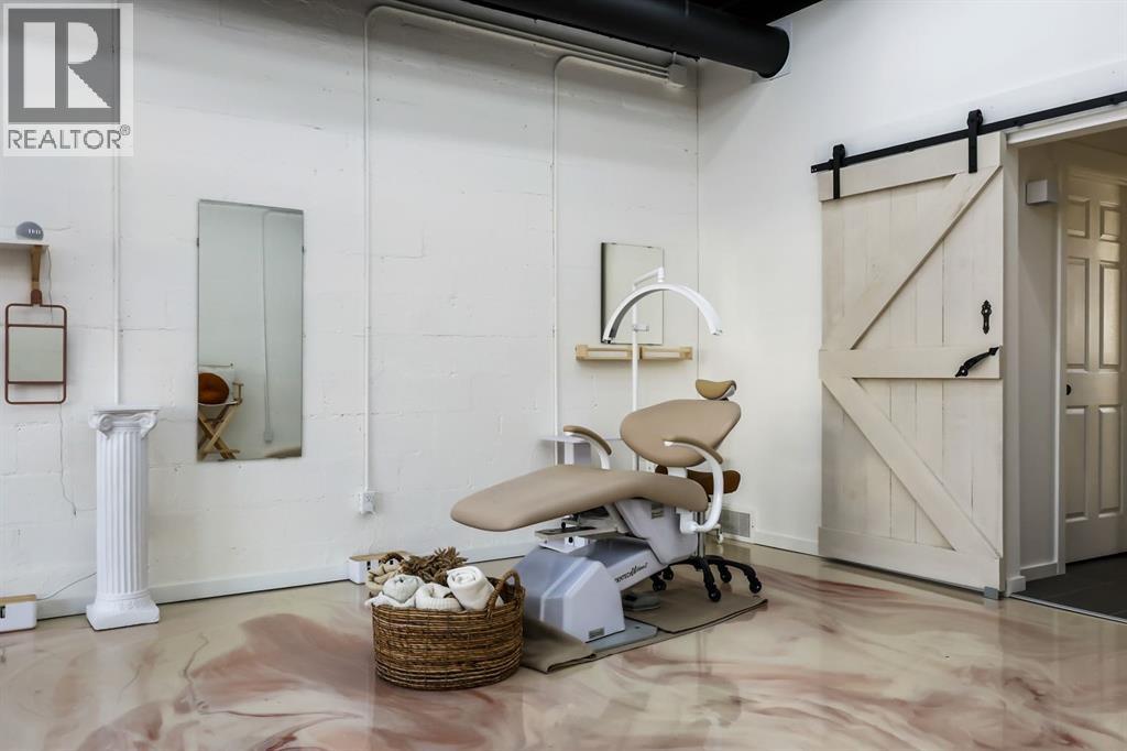 2025 19 Avenue Property Photo 19