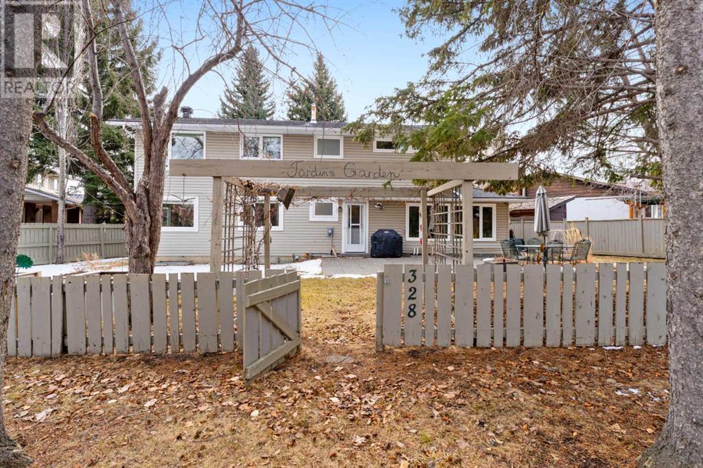 328 Cannington Place Sw Property Photo