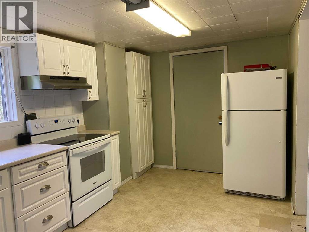 13009 18 Avenue Property Photo 4