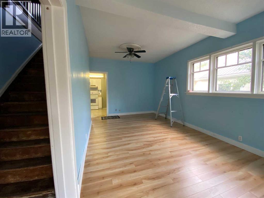13009 18 Avenue Property Photo 7