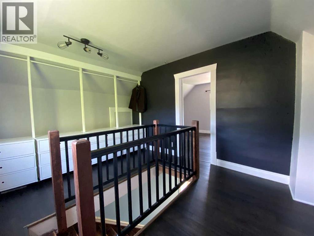 13009 18 Avenue Property Photo 9