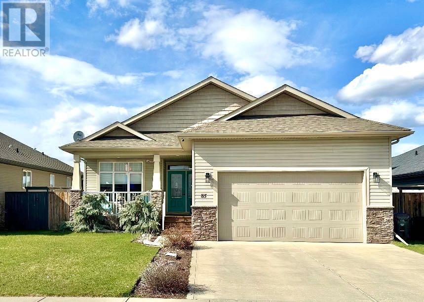 85 Chinook Street Property Photo
