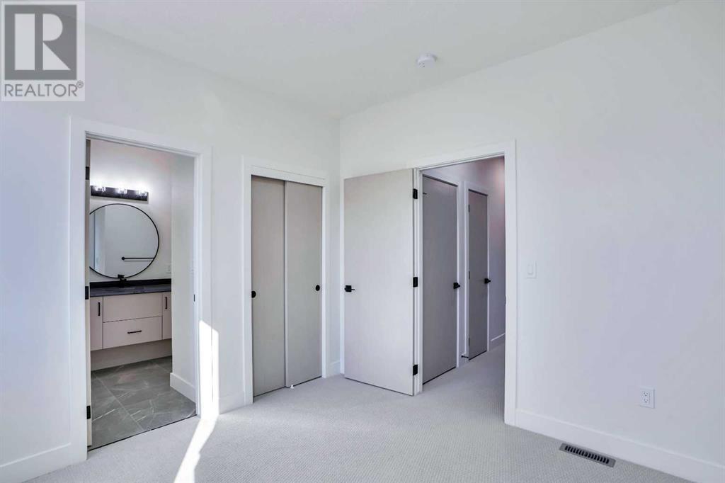 2007 17 Street Nw Property Photo 33