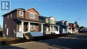 10209 92 Avenue Property Photo 2