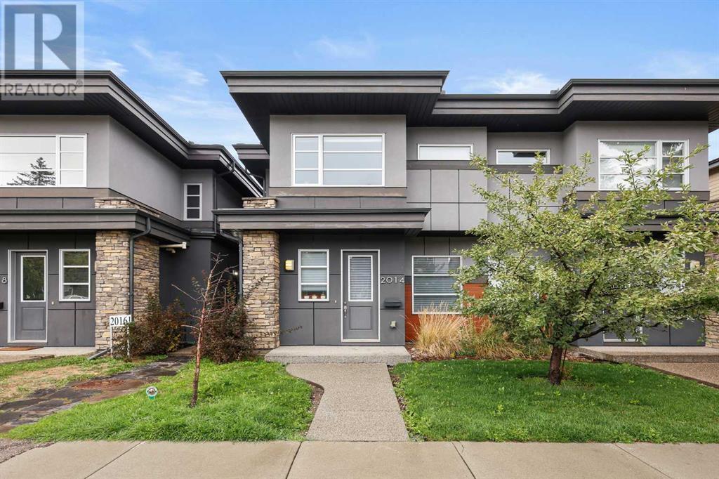 2014 35 Avenue Sw Property Photo