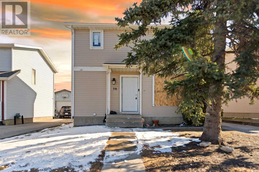 58 Aberdare Way Ne Property Photo