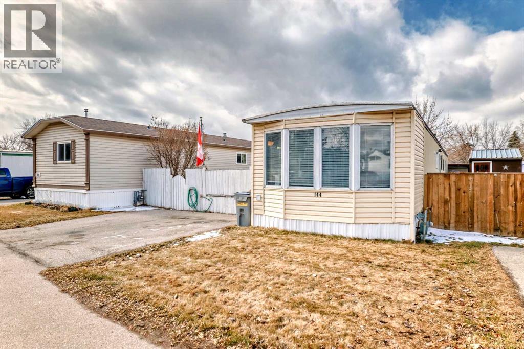 144, 6724 17 Avenue Se Property Photo 2