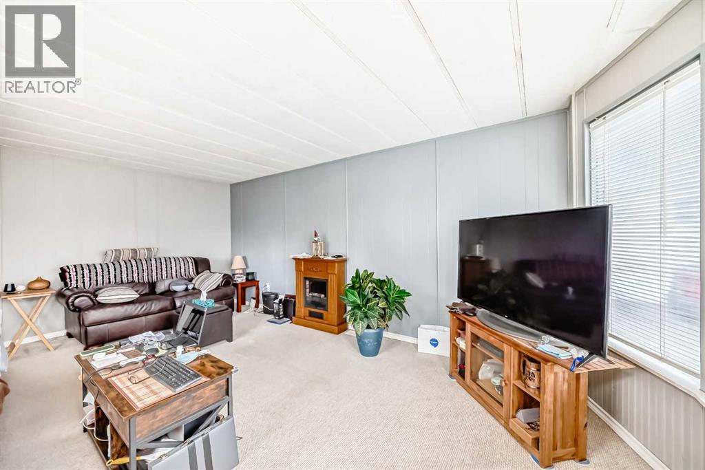 144, 6724 17 Avenue Se Property Photo 11