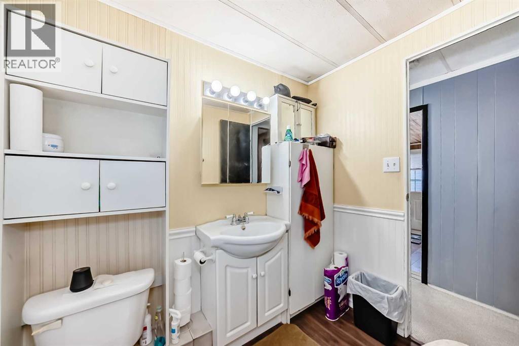 144, 6724 17 Avenue Se Property Photo 30